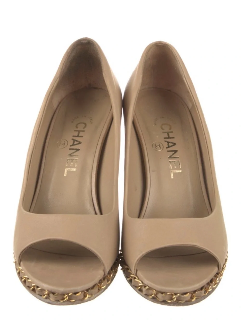 Iconic CHANEL Nude Beige Peep-Toe Platform with Chain Trim Interlocking CC logo
